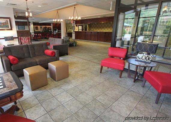 Black Bear Inn & Suites Gatlinburg Interior photo
